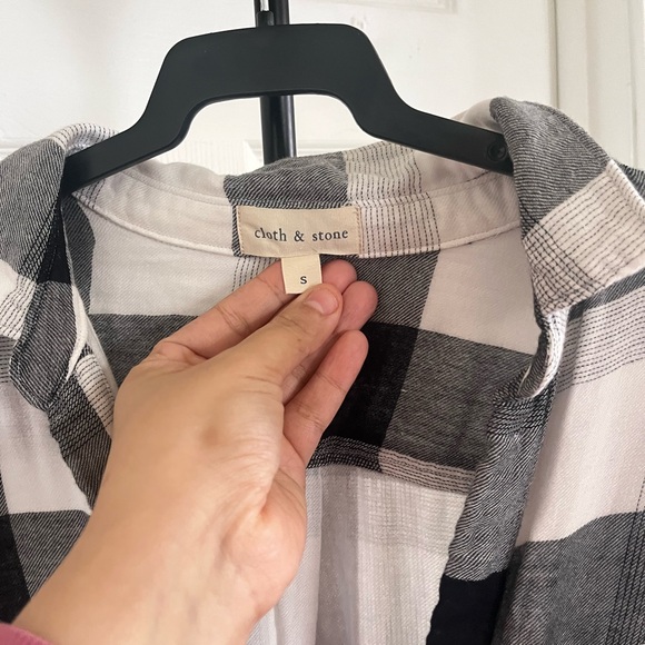 Antropology Cloth & Stone Black and White Plaid Button Down cotton Shirt - Picture 2 of 8